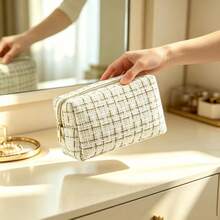 1pc Large Capacity Plaid Handheld Woven Makeup Bag, Large Capacity Portable Toiletry Storage Bag, Makeup Box, Travel Bag - Multicolor - View 4