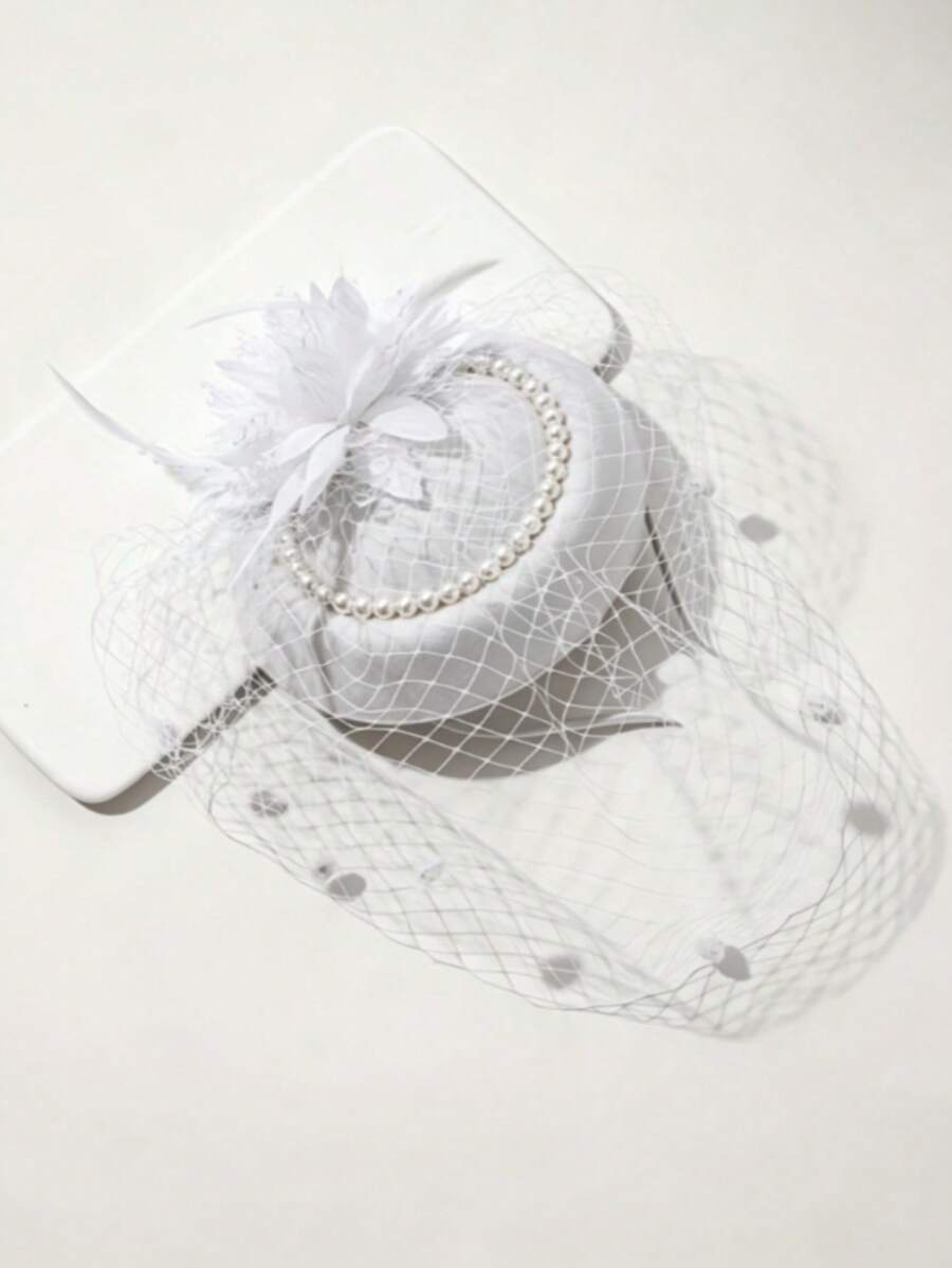 1pc Faux Pearl Decorated Hat, Vintage Elegant Style, Bridal Wedding Accessory, Decorated With Faux Feather And Mesh Details, Special Occasion Headpiece, Mini Top Hat, Mini Hat, Mini High Top Hat, Derby Hat, Hair Accessory, School Supplies, Elegant, Headpiece, Party Accessory, Gift, Party Styling, Evening Party - White - View 1