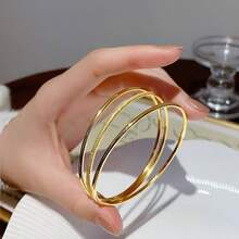 Set Gelang Tiga Kehidupan 3 Buah, Gelang Polos Wanita dengan Nuansa Premium, Dipoles, Berlapis Emas 18k, Baja Tahan Karat, Tidak Pudar, Serbaguna - Emas - View 2