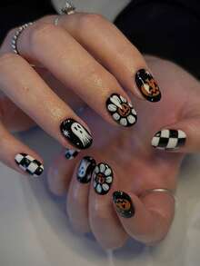 Arte de uñas de Halloween, 24 piezas/Set de uñas postizas cortas ovaladas con diseño de cuadros, fantasmas, calabazas y flores blancas, set portátil adecuado para chicas modernas, mujeres de oficina, fiestas, citas y uso diario y de fiesta - Multicolor - Ver 1