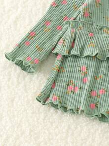 2pcs Baby Girl Fresh Cute Long Sleeve Printed Ribbed Top & Flared Pants Set, Thin Spring/Autumn - Green - View 8