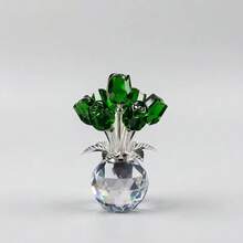 這款水晶玻璃玫瑰裝飾品飾有優雅的紅色、藍色和粉色花朵，並配有閃亮的葉子。這是一款多功能的家居裝飾品，適合臥室、廚房、客廳和祈禱室。它是聖誕節、萬聖節、情人節和復活節的精美禮物。其他小型雕像也可供選擇。 - 1PC - 查看 8