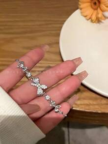 1pc Women's Bowknot Bracelet, Simple Versatile Zirconia Bracelet - Silver - View 1