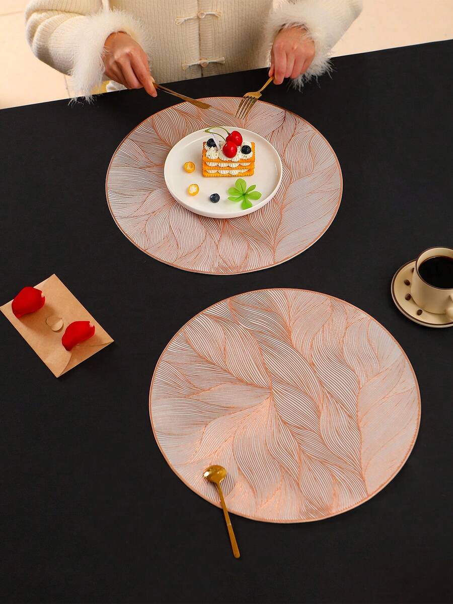 1/4/6/8pcs 15-Inch Rose Gold Round Washable PVC Placemats, Minimalist Style, Non-Slip Heat-Resistant, Suitable For Dining Table, Coffee Bar, Home Decor, Valentine's Day Decor, Wedding Decor - Rose Gold - View 1