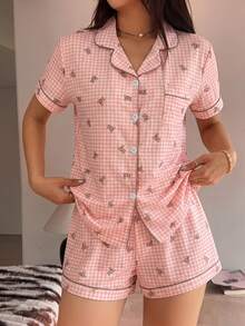 2件組舒適格紋泰迪熊印花短袖上衣與蝴蝶結短褲女款睡衣套裝，適合四季穿著 - 橘色 - 查看 1
