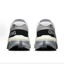 On Running Women Running Shoes - 款式2 - 查看 3