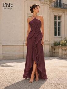 Burdeos:Vestido Maxi de Invitada de Boda con Fruncido y Volantes de Cuello Halter en Color Burdeos - Burdeos - Ver 2