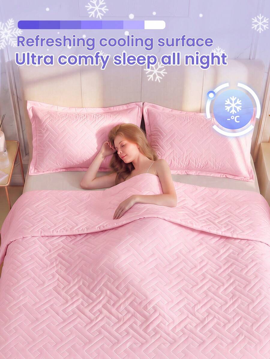 1pc Summer Lightweight Quilted Cooling Blanket, Solid Color Curved Grid Soft Quilt, Breathable And Cool All Night, Ultra Soft And Comfortable, Fits All Bed Sizes, Ideal For Bedroom And Dorm Decor (Pillow And Pillowcase Not Included)