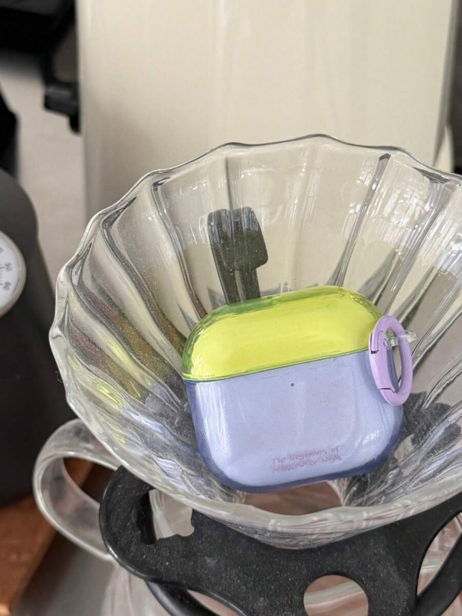配色透明紫色與綠色保護殼，適用於 Pro 3、第 4 代無線藍牙耳機、1/2、Pro 新 3 代、Pro 2，防摔韓風女款