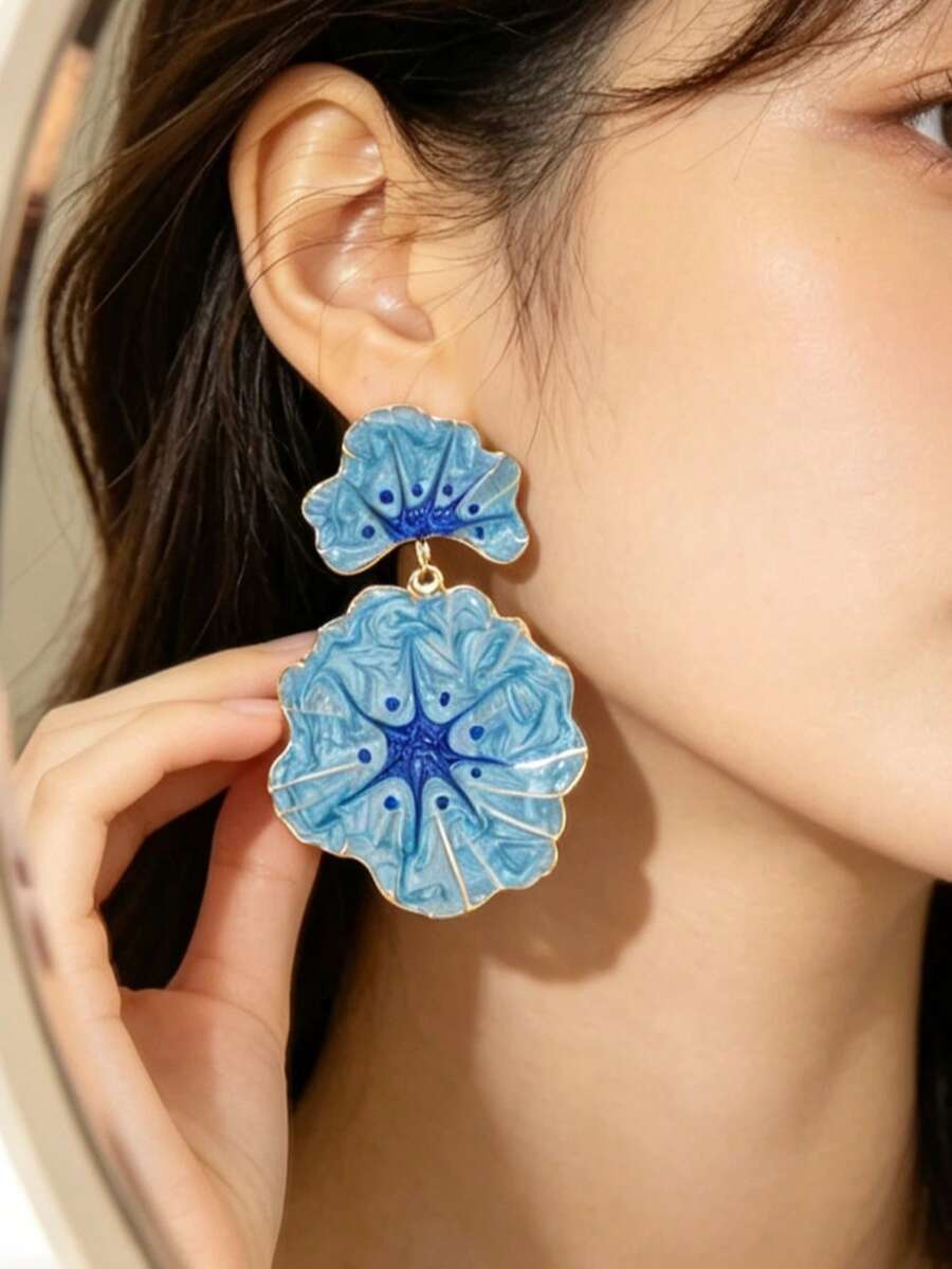 1 Pair Niche Exquisite Elegant Exaggerated Geometric Flower Shape Earrings Suitable For Women To Wear In Any Occasion, Dating, Gift For Loved Ones - Blue - View 1