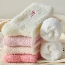 5 Pairs Women's Autumn/Winter Bowknot Plush Cute Sweet Mid-Calf Socks - Crew Socks - View 7