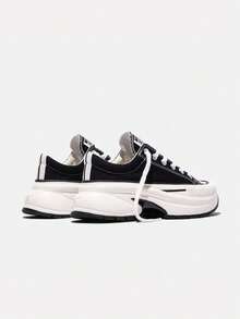 Converse 女款 Chuck Taylor SEASONAL 帆布低筒運動鞋 A18465C - 黑與白 - 查看 4