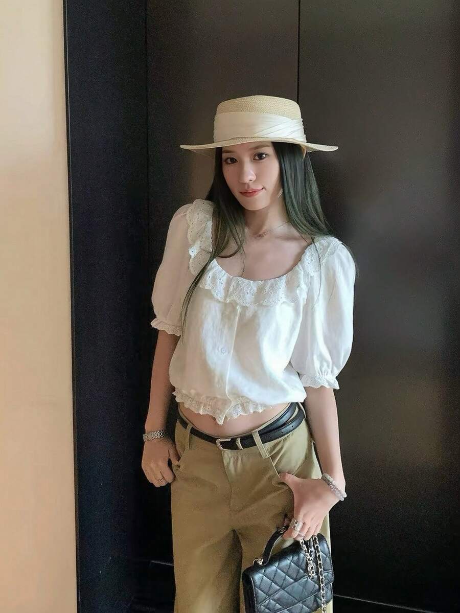 White Fitted French Style Lace Trim Linen Blouse For Women, Summer Top - White - View 1