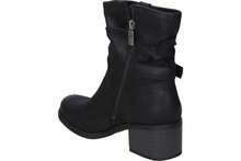 Mustang Women Ankle Boots & Booties - Black - View 5