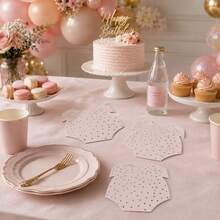 20/40/60 Stück Baby-förmige Einweg-Cocktailservietten, 2-lagig verdickt, hellrosa mit Goldfolie und Polka Dots, geeignet für Babyparty, Gender Reveal Party, ersten Geburtstag und Nachmittagstee für werdende Mütter - Mehrfarbig - Übersicht 5