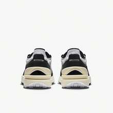 Nike Waffle One SE 運動舒適 低筒 生活休閒鞋 男款 - 黑與白 - 查看 5