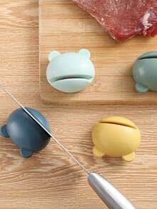 Cartoon Frog Kitchen Knife Sharpener, Fast Manual Knife And Scissor Sharpener, Practical And Convenient Sharpening Tool, Can Restore Dull Blades, Convenient Kitchen Accessory - Multicolor - View 1