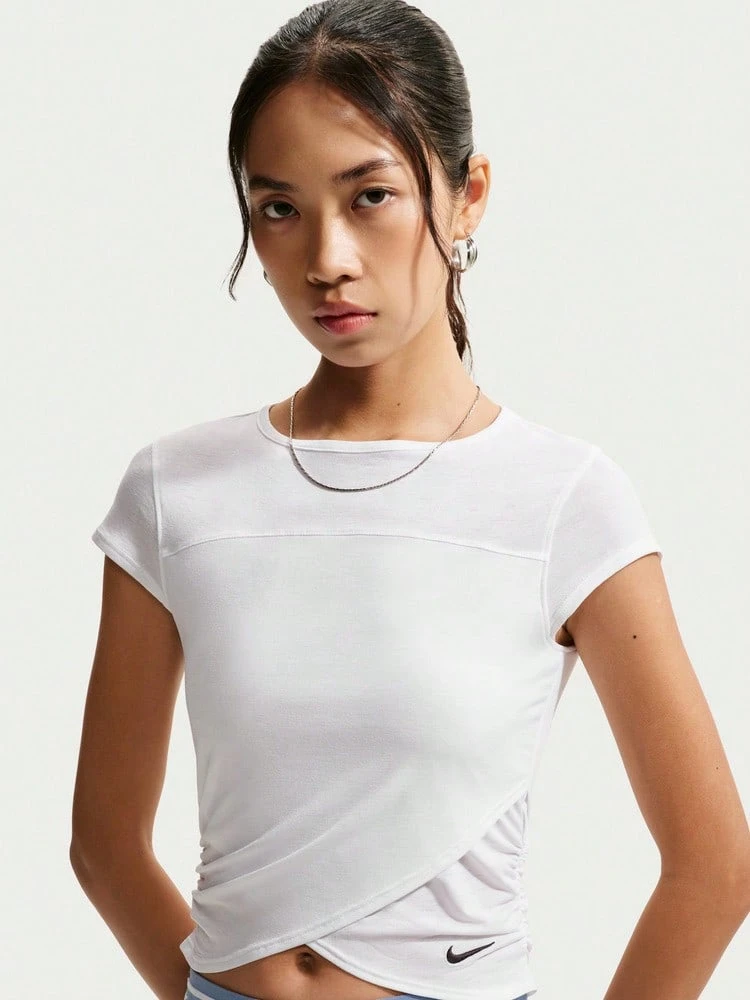 Nike 女款 AS W NK 交叉領短袖針織無領 T-Shirt TIV5006-100 - 白色 - 查看 1