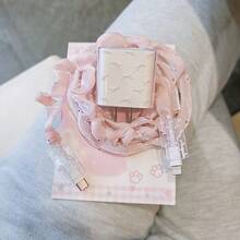 1 Set Light Pink Small Bow Print Data Cable Protector Set, Dustproof And Oil-Resistant, Slows Down Shell Aging And Yellowing, Pet Bite-Resistant, Light Pink Mini Bow Data Cable Protector Korean Minimalist Style, Versatile For Commuting, Compatible With Apple 18W/20W Fast Charger, Niche Gentle Highly Attractive Gift For Girlfriend - Exquisite Printed Bow - View 4