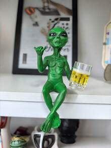 1PC Alien Drinking Beer Statue - It Is An Ideal Gift For Sci-Fi Fans And Is Perfect For Holiday Decorations And Sci-Fi Themed Room Decorations. | Interesting Alien Design, Alien Theme Decoration, Home Decoration,Garden Ornaments,Garden , - Multiple Styles - View 6