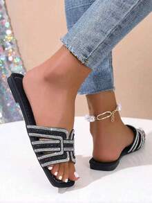 Summer New Fashion Women's Flat Sandals, Rhinestone Decorated Square Toe Open Toe Design Women's Summer Slippers, Suitable For Daily Commute And Casual Wear, Can Be Matched With Any Outfit, Women's Black Sandals - Black - View 3