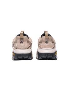 CAMEL CROWN Sepatu Kasual Olahraga Pria, Sepatu Lari Ringan dengan Bantalan, Jaring Bernapas untuk Aktivitas Luar Ruangan, Lompat Tali, dan Pelajar - Aprikot - View 2