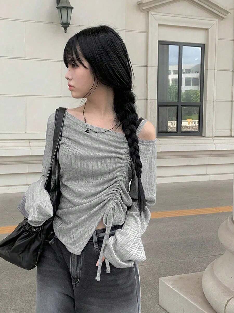 YCYC Gaya Korea Musim Gugur/Dingin Kaos Kasual Seksi Tanpa Bahu dengan Detail Kerut dan Tali Serut - Grey - View 1