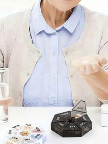 1/3-pack 7-dagars pillerbox, bärbar sexkantig pillerbox för resor med 7 fack, transparent vitaminpillerbox, lämplig för tabletter och kosttillskott, vattentät daglig pillerdispenser, lämplig för resor, kontor och studentboende, flera färger tillgängliga - Visa 5
