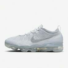 Nike VaporMax 2023 ligeras, suaves, cómodas, con amortiguación, transpirables y de soporte, zapatillas de running de corte bajo para uso urbano y diario, para hombre, blancas - Blanco/Azul - Ver 2