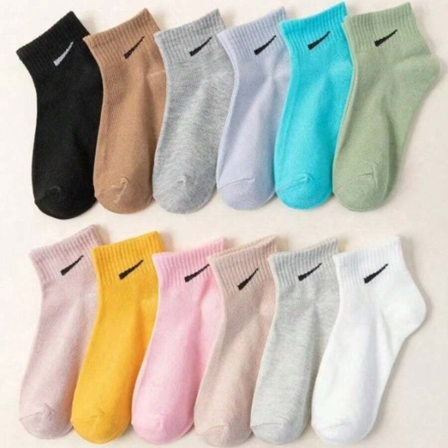 1/3/5/6/10 Pairs Black & White Solid Color Minimalist Striped Casual Short Socks, Suitable For Daily Wear - Multicolor - View 1