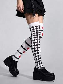 1 Pasang Kaos Kaki Setinggi Paha Gaya Subkultur Asimetris, Kaos Kaki Selutut Motif Kotak-kotak & Hati Asimetris, Cocok untuk Pesta Cosplay - MultiWarna - View 4