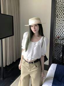 女款白色修身法式蕾絲飾邊亞麻襯衫，夏季上衣 - 白色 - 查看 3