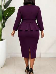 NOU Women's Mid-Length Dress With High-Exposure Criss-Cross V-Neck Design To Flatter Neckline, Straight Slim-Fit Long Sleeves To Shape Arm Lines, Waist-Cinching Bodycon Skirt To Highlight S-Curve Silhouette, Gold Round Button Belt For Adjustable Fit Across Different Occasions, Elastic Fabric For Comfortable And Unrestricted Wear, Suitable For Daily Wear And Work Commute - Purple - View 6