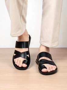 New Men's Toe-Post Cross Strap Design Solid Color Versatile Flip-Flops Outdoor Essential Fashion Men's Slippers - Black - View 4