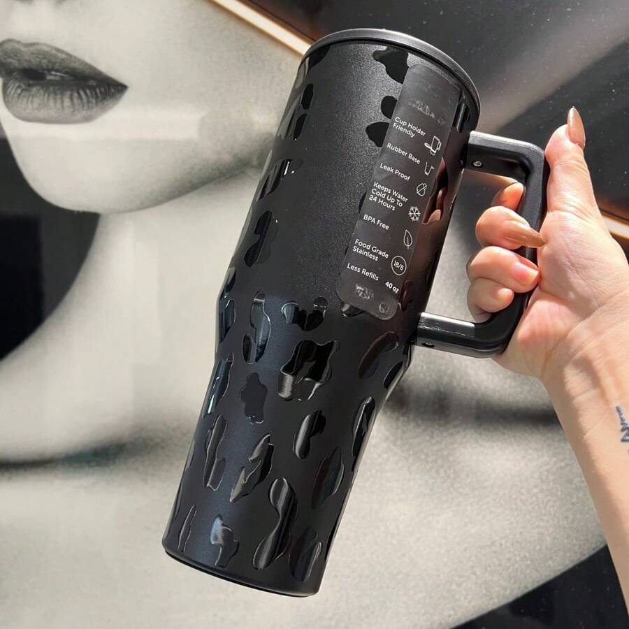 40oz HYDRO-JUG Large Capacity Vacuum Cup,Thermal Mug, Ice Cup, Portable And Leak-Proof. 6 Patterns (Cowboy Christmas/Wild Rose/Leopard/Camo/Black Leopard/Plaid). Ideal For Office, Gym And Road Trips, Excellent Choice For Holiday Presents. - 紋 - 查看 1
