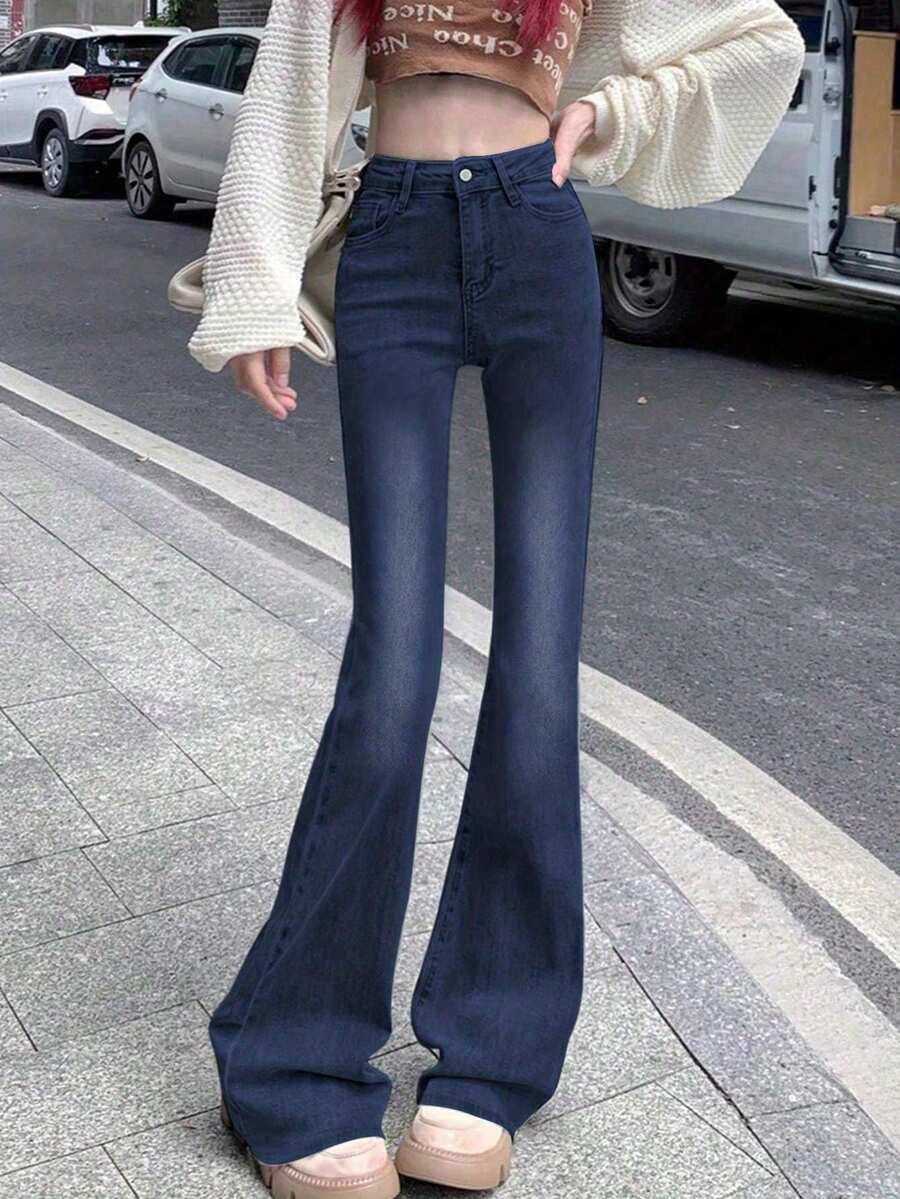女款休閒百搭日常穿著喇叭褲牛仔褲，附口袋與鈕扣，秋季款 - 深色水洗藍 - 查看 1