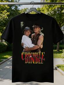 T-Shirt mit Krokodil-Dundee-Filmplakat-Druck, Lässiges Sommer-Streetwear-Unisex-T-Shirt - Schwarz - Übersicht 1