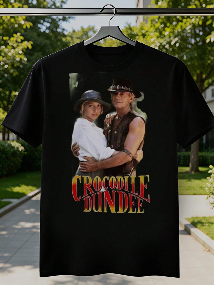 T-Shirt mit Krokodil-Dundee-Filmplakat-Druck, Lässiges Sommer-Streetwear-Unisex-T-Shirt - Schwarz - Übersicht 1