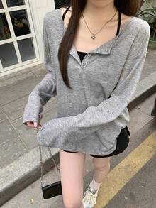 Kaos Lengan Panjang Elastis Lembut Wanita, Desain Kancing Leher Bulat, Pilihan Kasual dan Nyaman untuk Musim Gugur - Grey - View 2