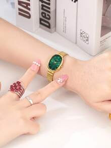 1件女款不鏽鋼錶帶極簡優雅百搭藝術石英手錶，適合日常佩戴 - 金色 - 查看 5