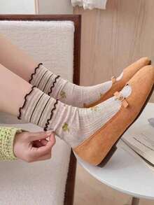 4 Pairs Women's Socks, Spring/Summer Comfortable Versatile Thin Style, Vintage Floral Double Ruffle Edge, Lightweight Breathable Versatile Slouchy College Style Mid-Calf Socks, Suitable For Students Daily Wear, Gatherings, Home Wear, Perfect Gift Choice - Multicolor - View 4