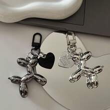 1pc Heart Resin Balloon Dog Keychain, Couple Keychain, Bag Pendant, Halloween Unisex Pendant - Multicolor - View 3