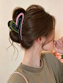 1pc Personalized Fashionable Multi-Color Heart-Shaped Geometric Hair Claw Clip, Suitable For Women's Back Hair Styling, Perfect For Elegant Women's Daily Wear And Party Matching - Multicolor - View 8