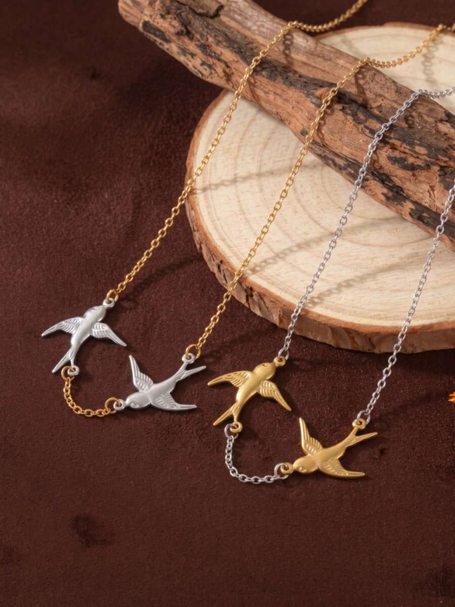 1pc New Lucky Swallow Necklace, Minimalist High-End Style, 14k Gold Plated Copper Material, Suitable For Wife And Mother To Wear; Easily Match With Girls' Daily Outfits, Beach Vacation Parties, Music Festivals, Travel And Sightseeing Occasions; Charming Women's Jewelry, Women's Bracelets And Necklaces, Small Accessories. - Multicolor - View 1