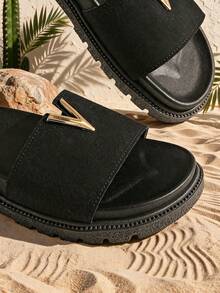Tang pin zun Black Suede V-Shaped Metal Decor Thick Sole Slip-On Sandals, Casual Outdoor Non-Slip Serrated Sole Women's Platform Slippers, Suitable For Summer Beach Vacation - Black - View 7
