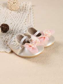 1 Pair Infant Girl 1st Birthday/100 Days Bow Soft Sole Non-Slip Princess Walking Shoes - Gold - View 2