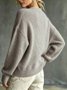 Women's V-Neck Solid Color Button Long Sleeve Soft Comfortable Minimalist Casual Versatile Knit Cardigan, Suitable For Daily Outings And Home Wear - Grey - View 3