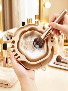 Foldable Silicone Makeup Brush Cleaner, Brush Holder And Storage Tray - Portable Brush Washing Mat With Textured Base, Suitable For Organizing Makeup Brushes, Ideal For Travel And Studio, Perfect Gift For Artists And Makeup Artists - A - View 10