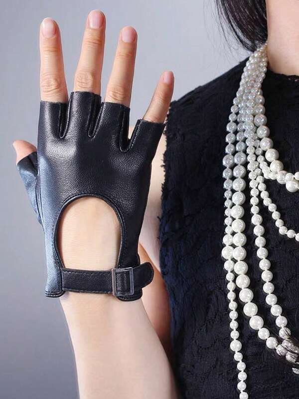 1 Pair Breathable PU Leather Half-Finger Gloves - Adjustable Half-Finger Gloves - Performance Women's PU Half-Finger Gloves, Suitable For Fashion Shows, Clothing Decoration/Costume Changes And Accessories/Costume Changes And Cosplay/Women's Costume Cosplay - Fashion Punk Style, Lightning Stage Hip-Hop Motorcycle Gloves/Christmas New Year Decorative Gloves, Suitable For Halloween