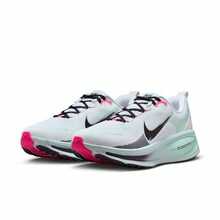 Sepatu Lari Nike Vomero 18 Comfort Low-top untuk Pria, Putih dan Biru - Putih biru - View 3